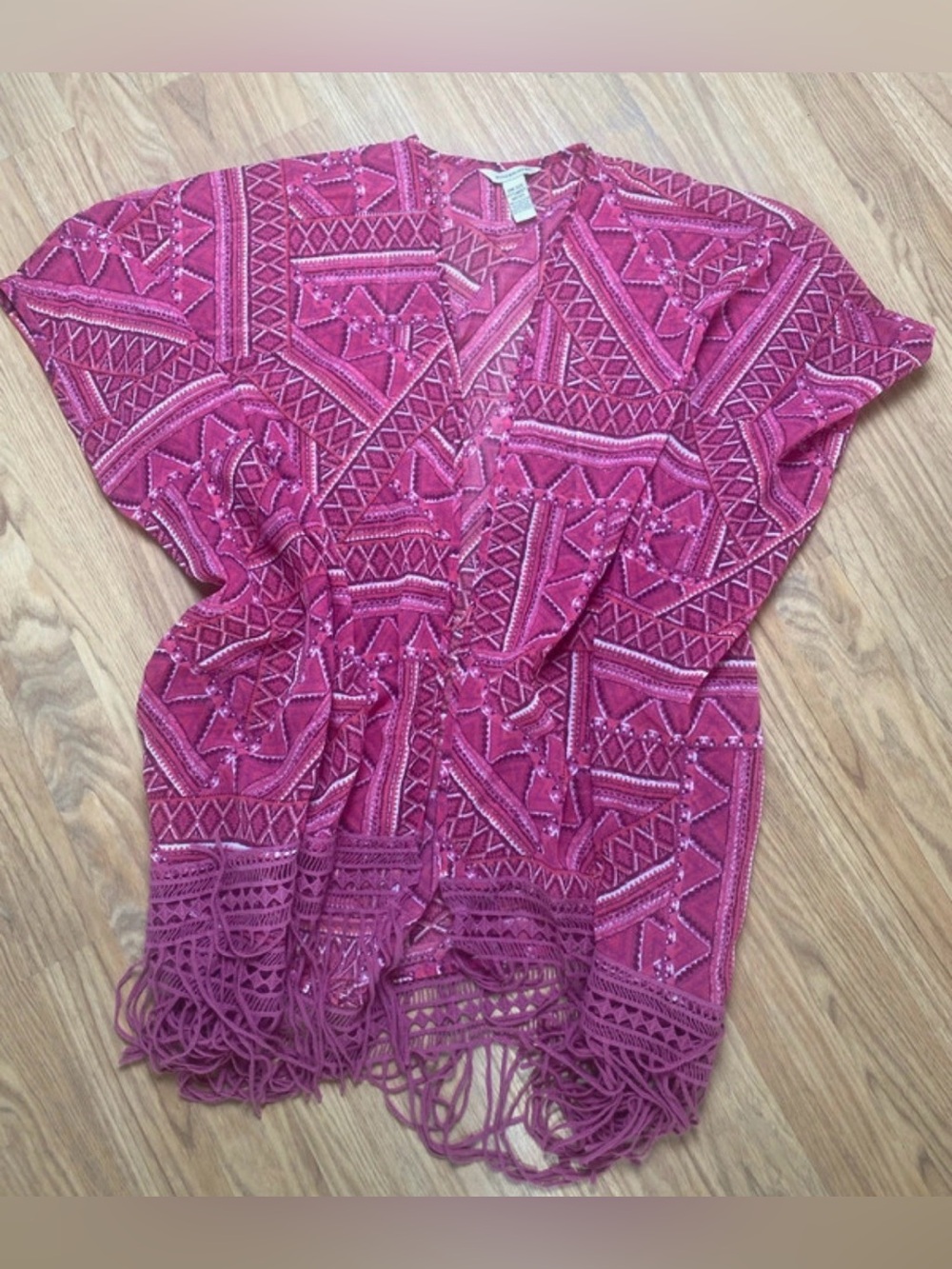 Bit & Bridle Women's Pink Patterned Fringe Kimono Cardigan EUC one size